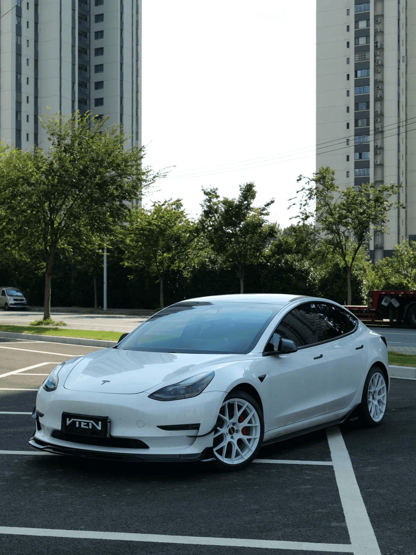 VTEN - TESLA MODEL 3 GLOSS BLACK FRONT LIP - VTEN EUROPE
