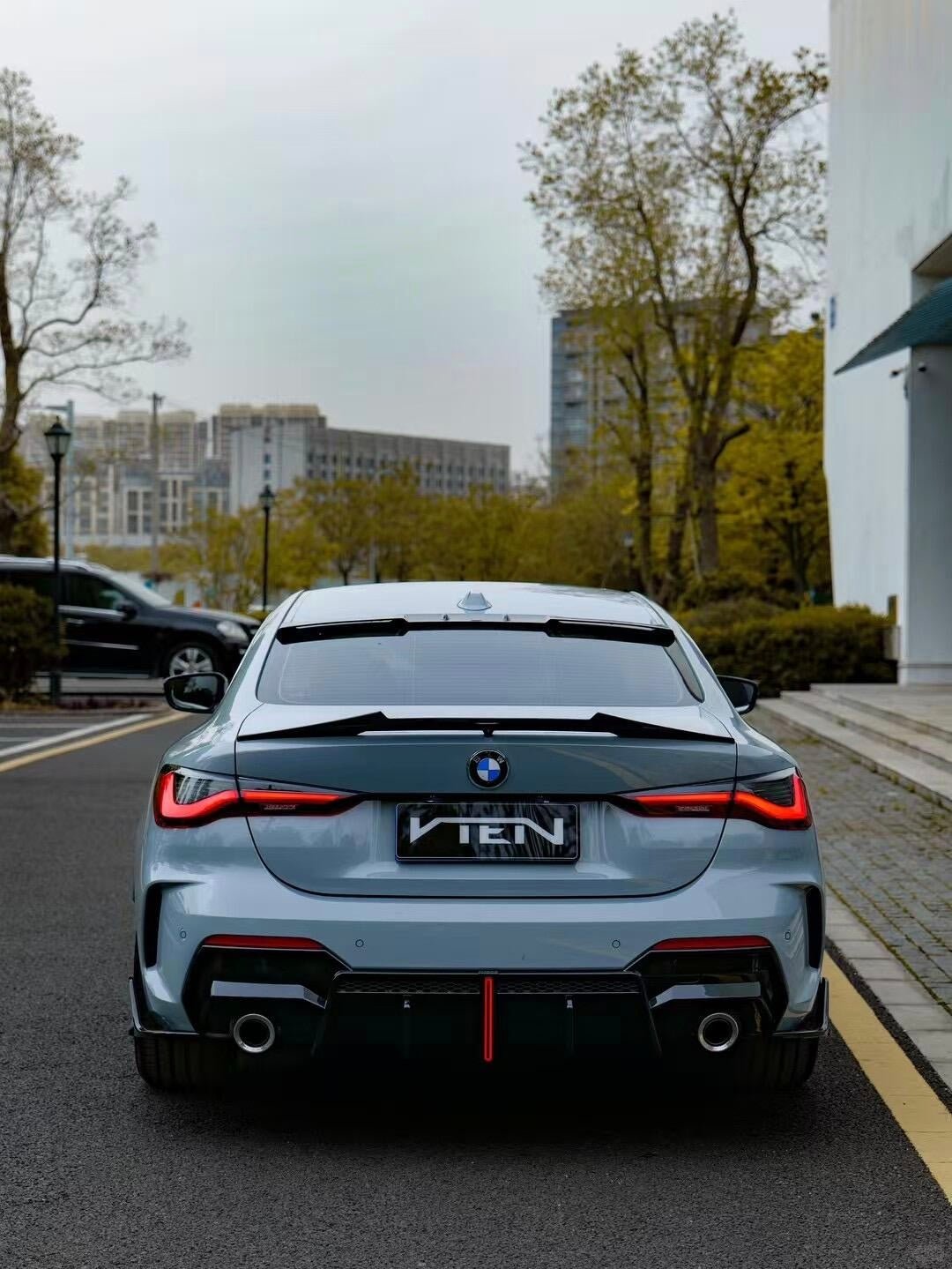 BMW 4 SERIES G22 PP/ABS GLOSS BLACK LED REAR DIFFUSER - VTEN EUROPE