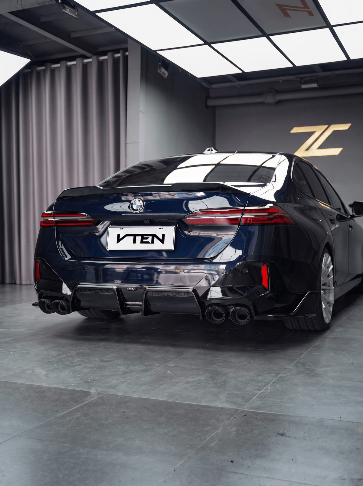 BMW 5 SERIES G60 GLOSS BLACK REAR DIFFUSER - VTEN EUROPE