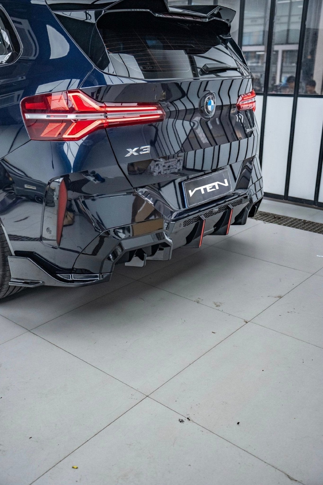 BMW X3 G45 2025+ GLOSS BLACK REAR LED DIFFUSER - VTEN EUROPE