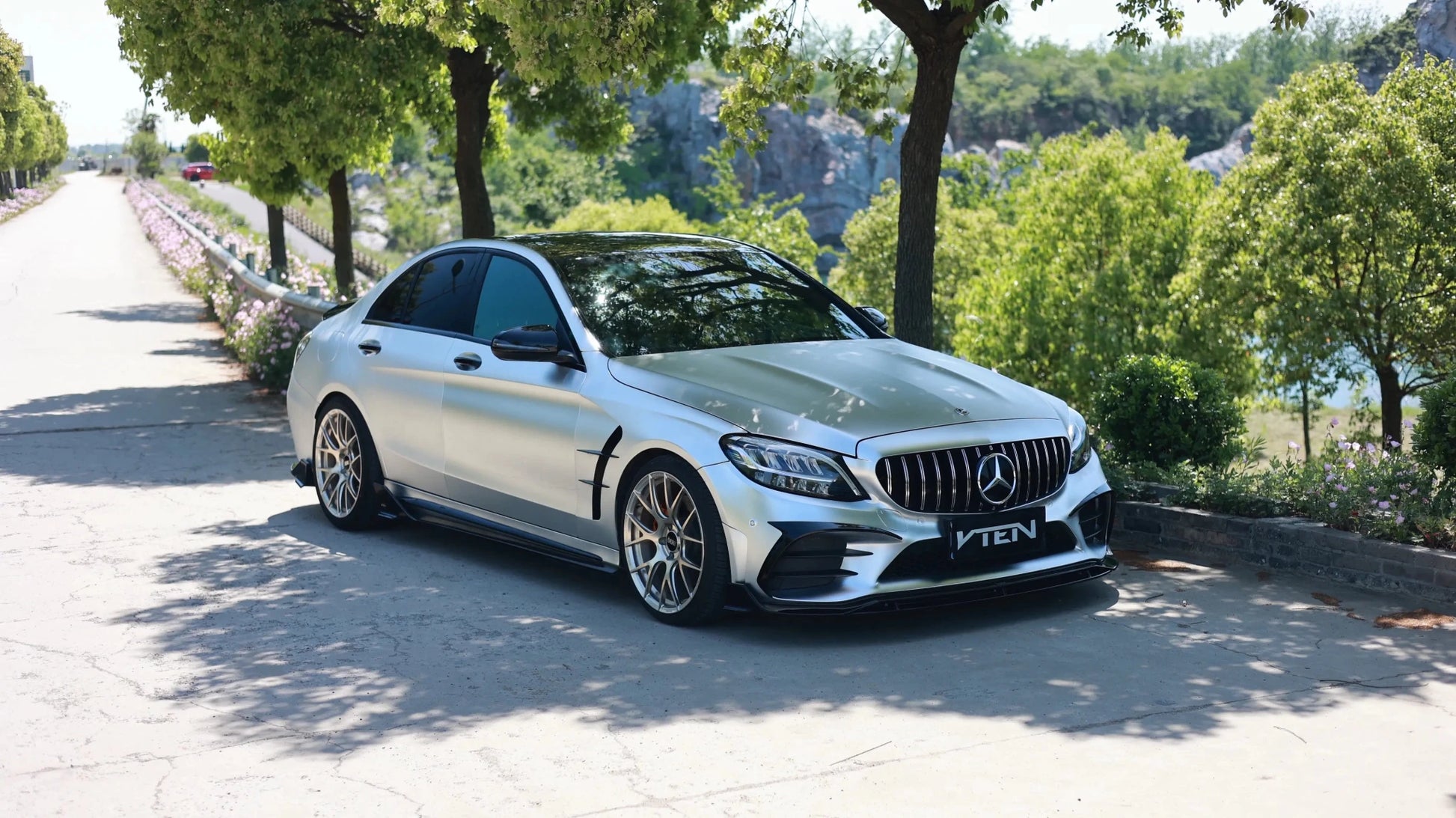 MERCEDES BENZ C CLASS W205 SEDAN GLOSS BLACK PP FRONT CANARDS - VTEN EUROPE