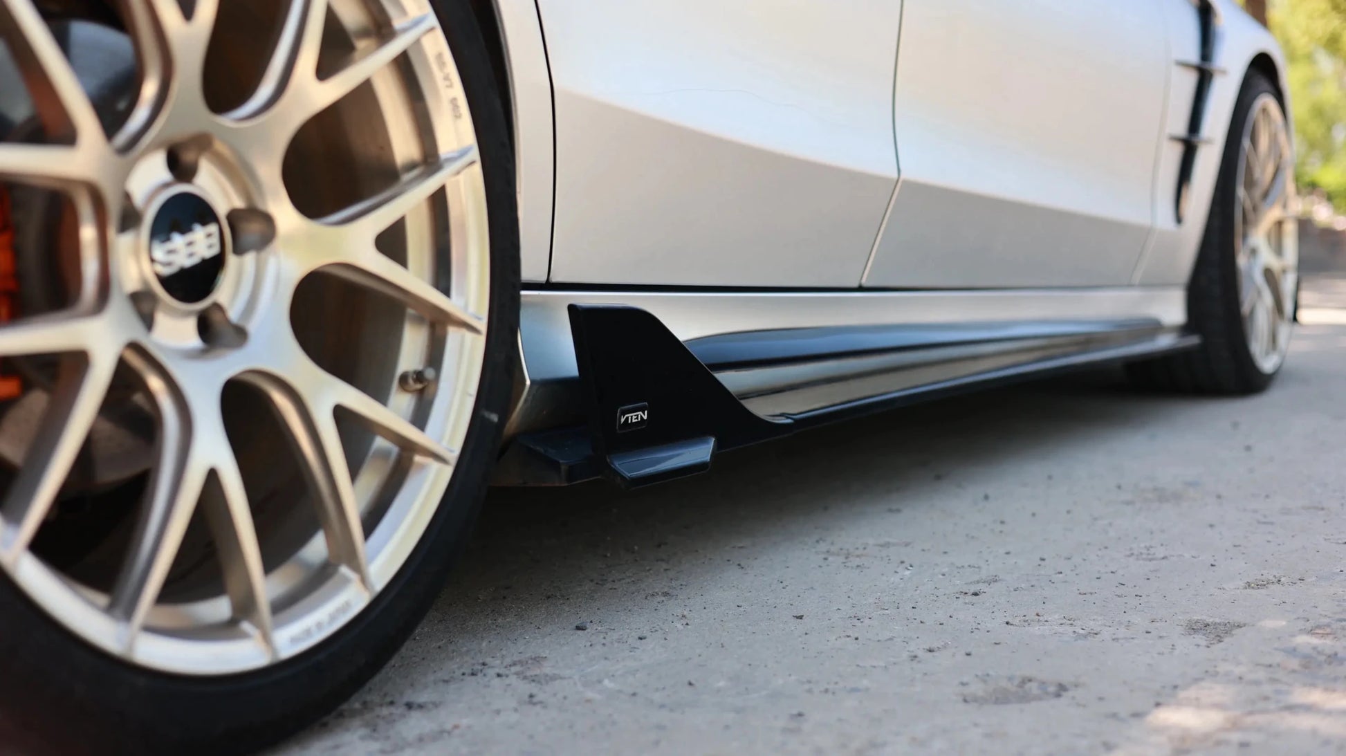 MERCEDES BENZ C CLASS W205 SEDAN GLOSS BLACK PP SIDE SKIRTS - VTEN EUROPE