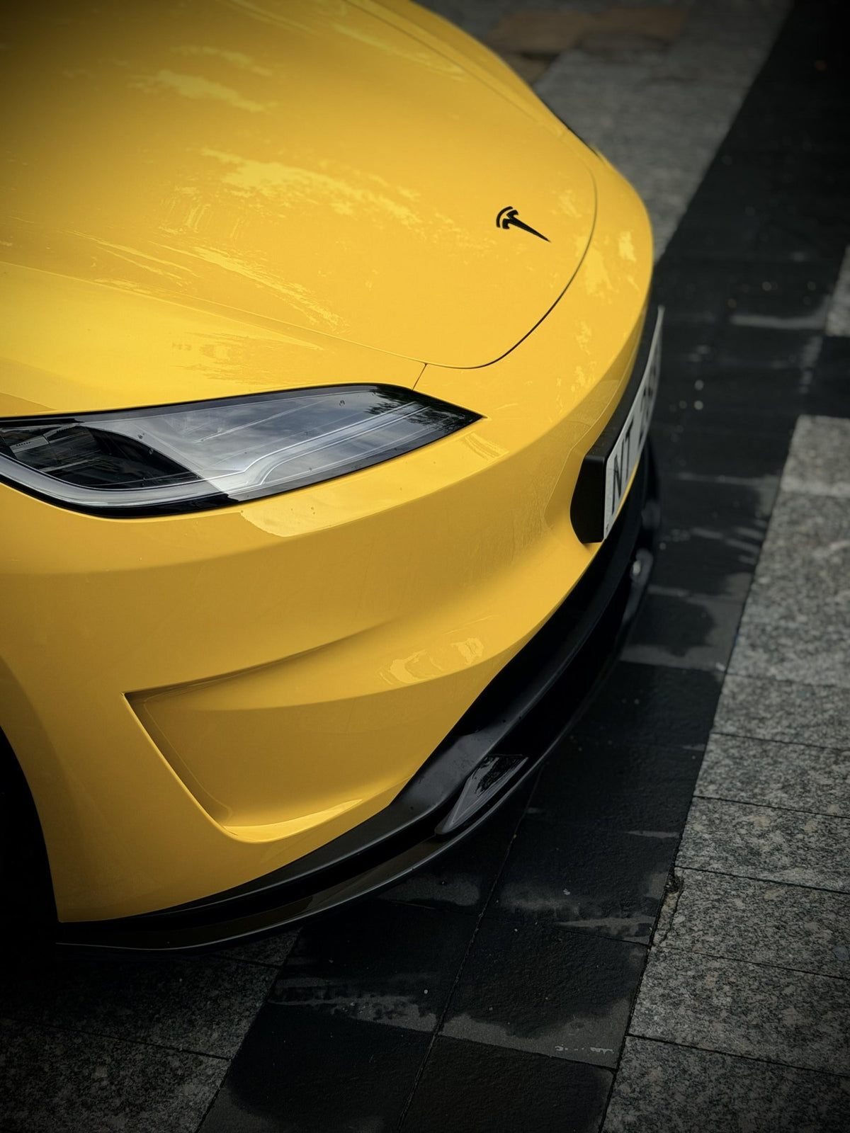 TESLA MODEL 3P HIGHLAND PERFORMANCE 2023+ PP GLOSS BLACK FRONT LIP - VTEN EUROPE