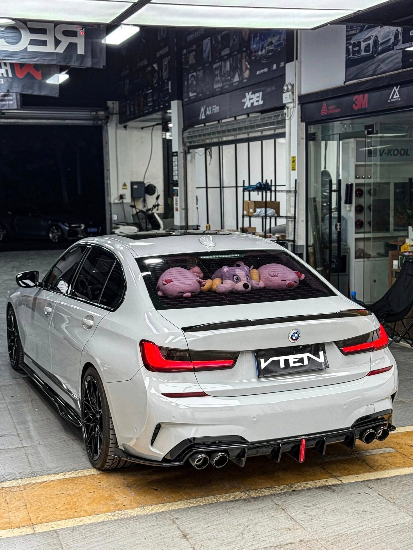 VTEN - BMW 3 SERIES G20 PRE - LCI GLOSS BLACK LED REAR DIFFUSER - VTEN EUROPE