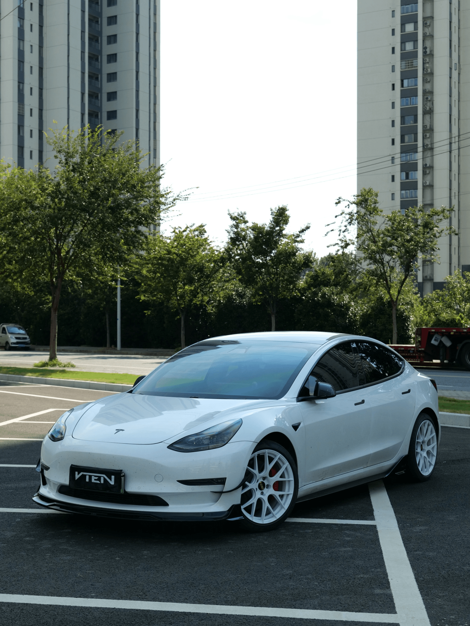 VTEN - TESLA MODEL 3 GLOSS BLACK FRONT LIP - VTEN EUROPE