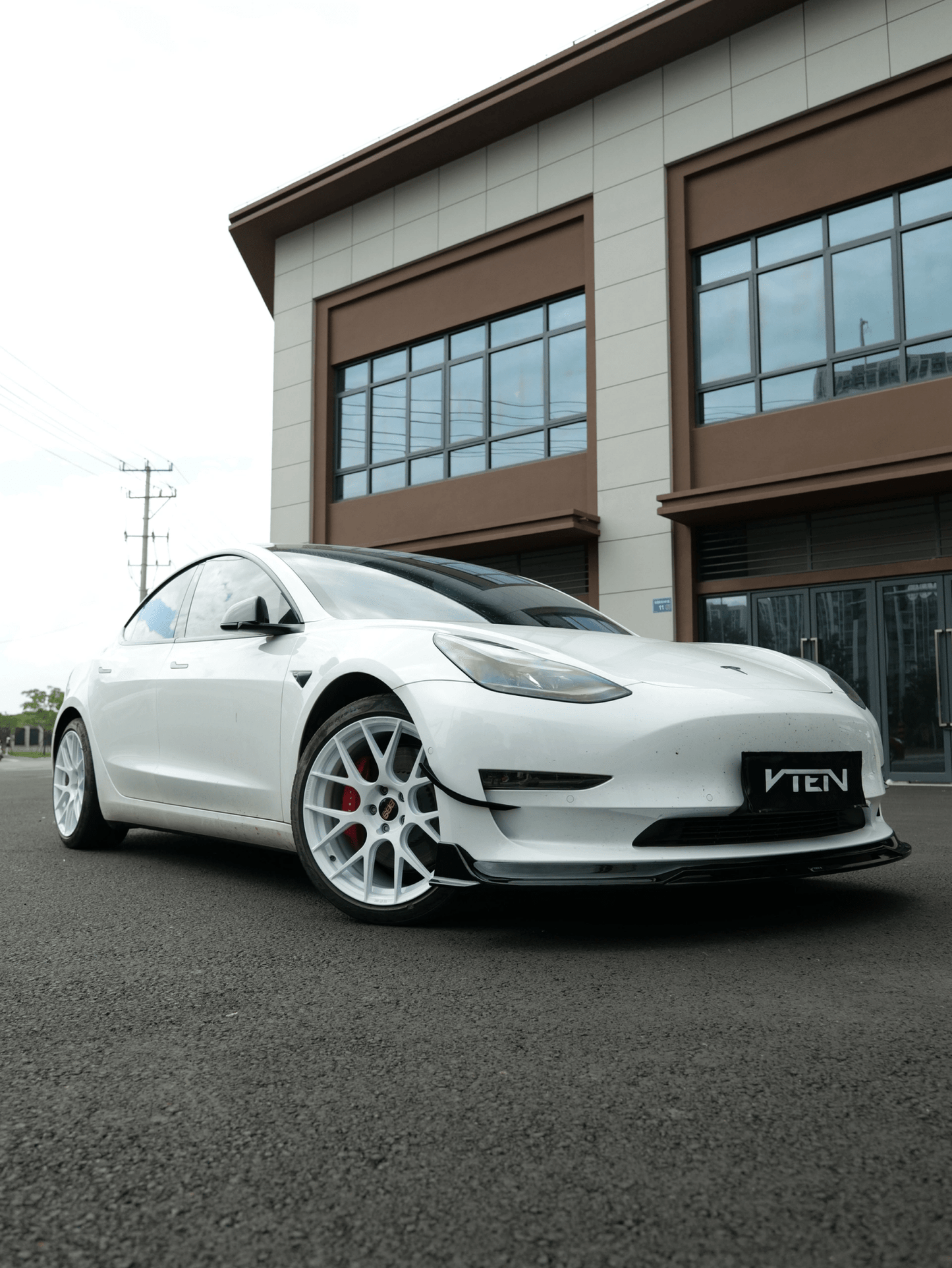 VTEN - TESLA MODEL 3 GLOSS BLACK FRONT LIP - VTEN EUROPE